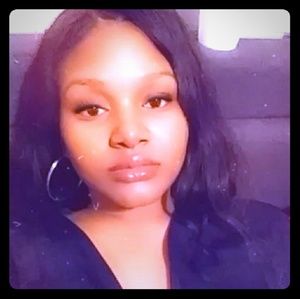 Meet your Posher, Latashae